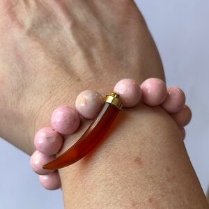 Vintage Pink Beaded Bracelet with Semi Precious Tigerclaw Horn Pendant